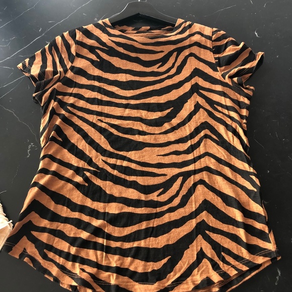 Tiger Stripe Tee - Picture 1 of 3